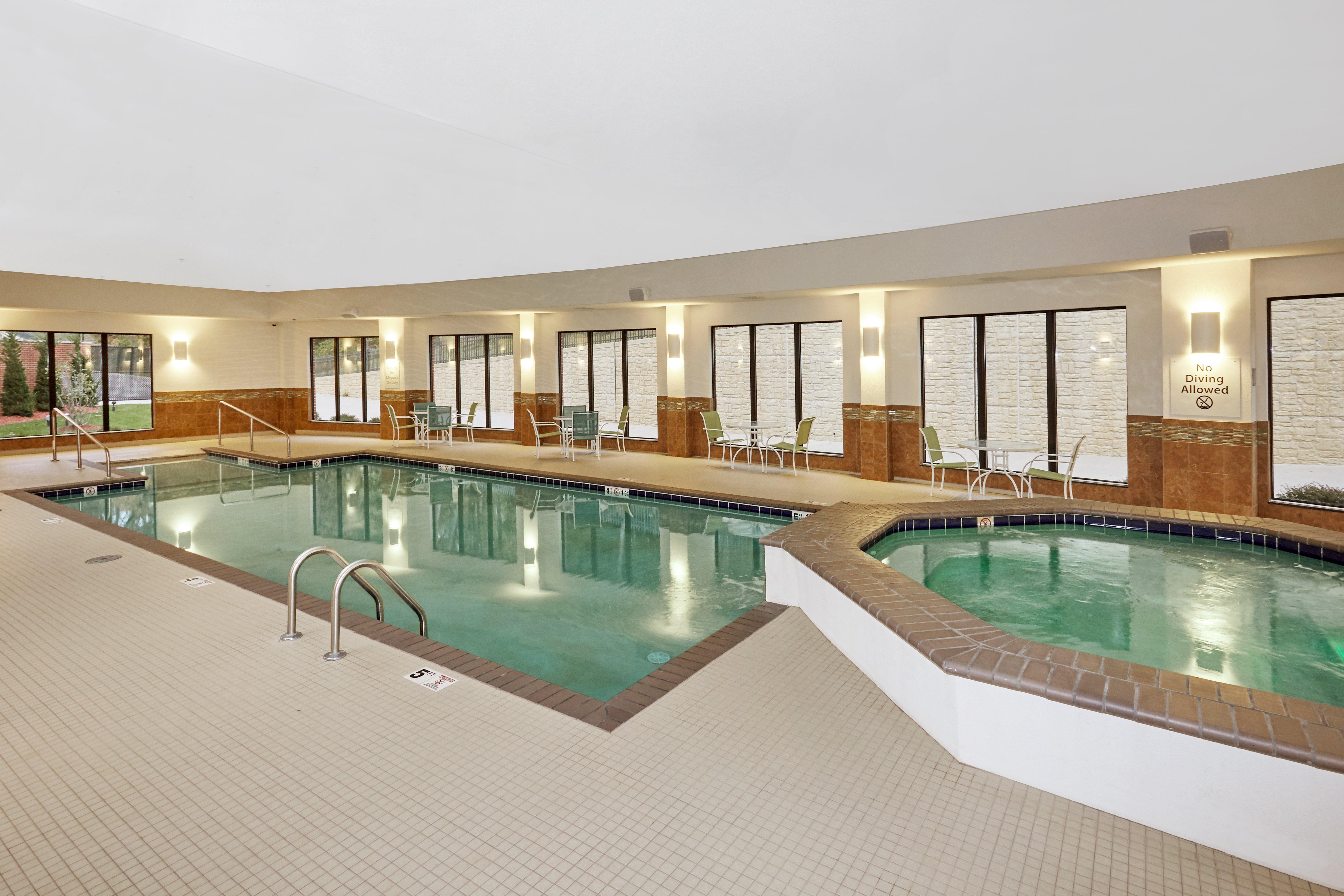 Holiday Inn Express And Suites Columbia University Area By Ihg Экстерьер фото